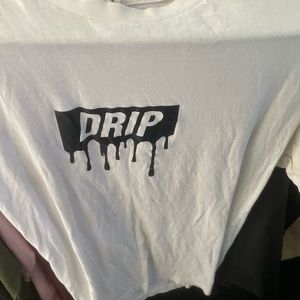 Medium graph tees